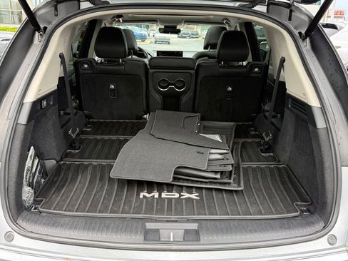 Certified 2023 Acura MDX SH-AWD w/ Technology Package image 5