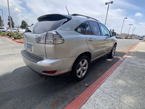 Used 2006 Lexus RX 330 FWD image 8