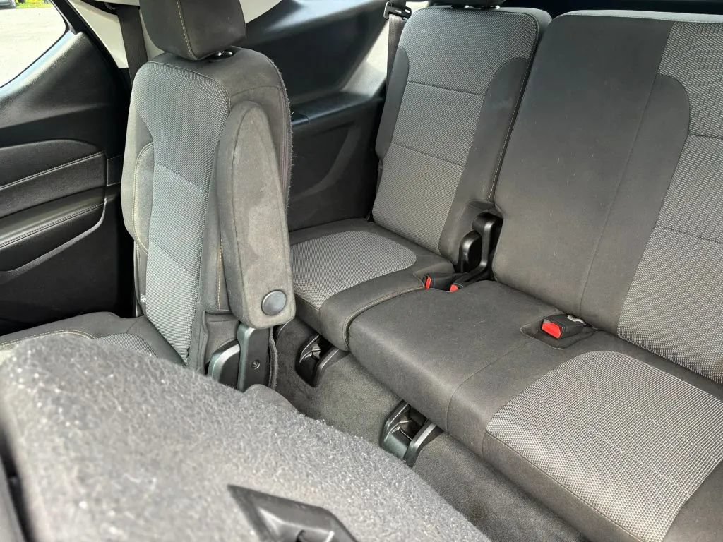 Used 2019 Chevrolet Traverse LT AWD/4WD image 14