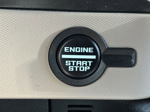 Used 2023 Ford Bronco Wildtrak AWD/4WD image 25