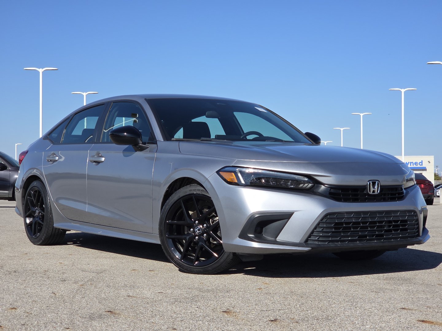 Used 2022 Honda Civic Sport image 2