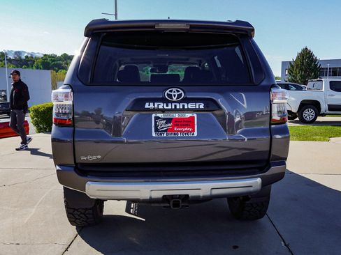 Certified 2023 Toyota 4Runner TRD Off-Road Premium w/ Moonroof Package AWD/4WD image 7