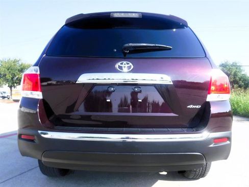 Used 2013 Toyota Highlander Limited image 17
