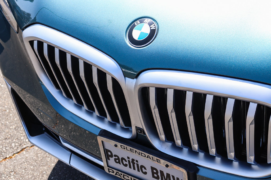 Used 2026 BMW X5 sDrive40i w/ Premium Package RWD image 11