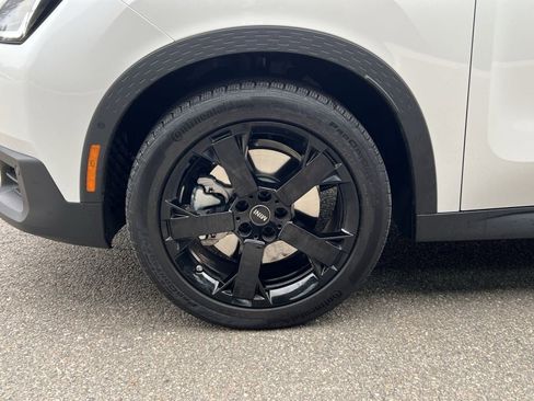 Certified 2025 MINI Cooper Countryman S image 13