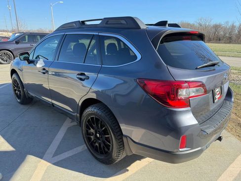 Used 2016 Subaru Outback 2.5i Premium image 6
