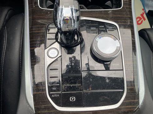 Used 2023 BMW X5 xDrive40i w/ Executive Package image 8