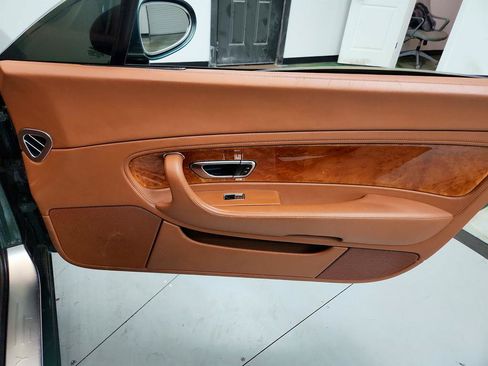 Used 2005 Bentley Continental GT AWD/4WD image 23