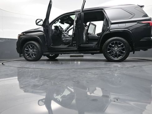 Certified 2023 Toyota Sequoia Platinum image 51