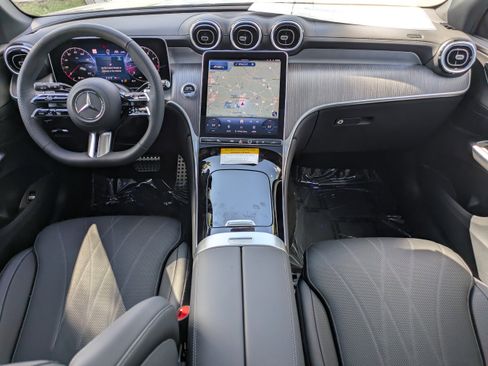 New 2026 Mercedes-Benz GLC 300 4MATIC image 2