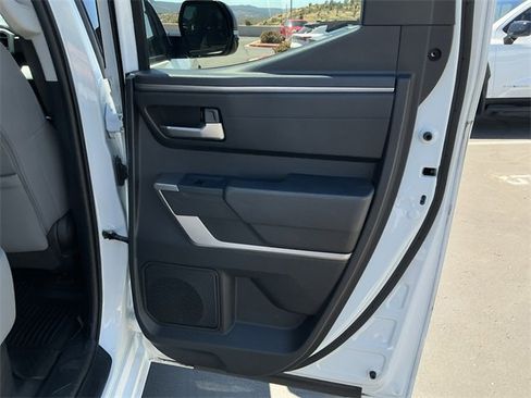 Used 2022 Toyota Tundra SR5 w/ SR5 Convenience Package image 21