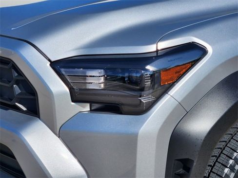 Used 2025 Toyota 4Runner TRD Off-Road image 6