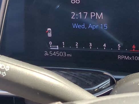 Certified 2023 Cadillac Escalade ESV Premium Luxury w/ LPO, Radiant Package image 12