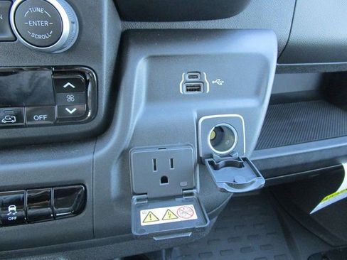 Used 2024 RAM ProMaster 2500 w/ Power Group FWD image 22
