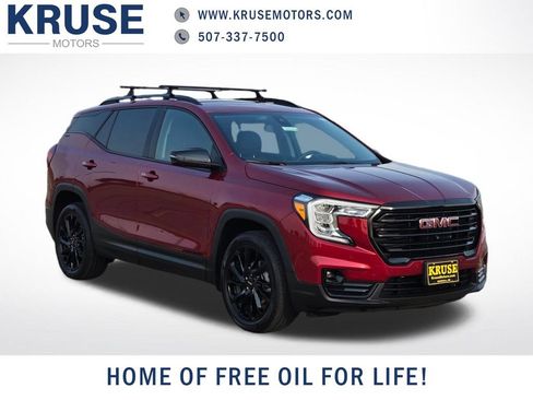 Used 2024 GMC Terrain SLT w/ Tech Package AWD/4WD image 1