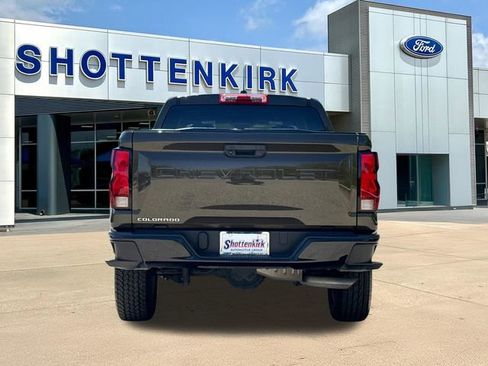 Used 2023 Chevrolet Colorado W/T image 7