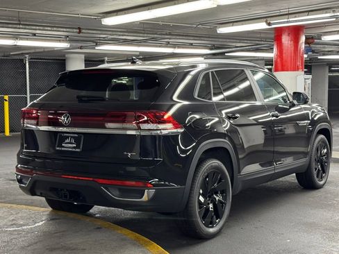 New 2026 Volkswagen Atlas Cross Sport SE image 6