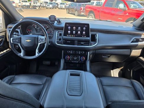 Used 2021 Chevrolet Suburban LT w/ LT Signature Package AWD/4WD image 5