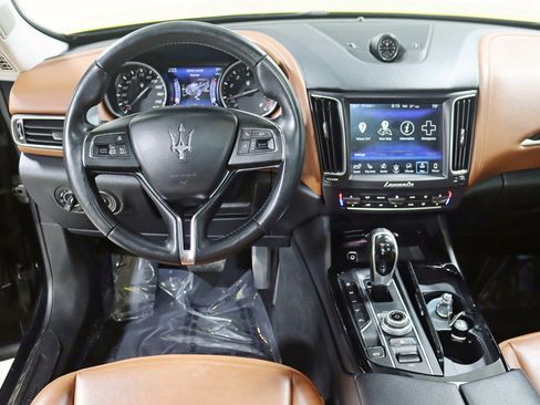 Used 2017 Maserati Levante S image 13