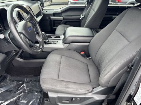Used 2019 Ford F150 XLT w/ Equipment Group 302A Luxury AWD/4WD image 13