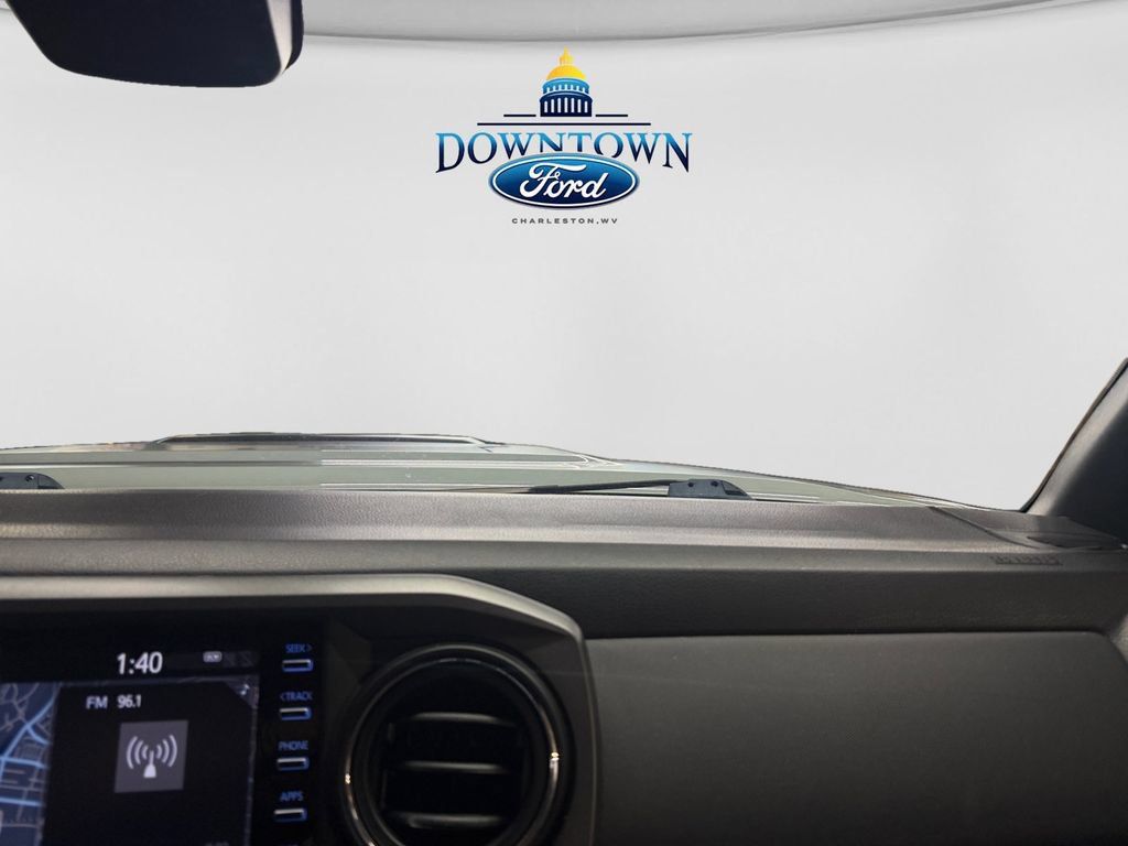 Used 2021 Toyota Tacoma TRD Pro AWD/4WD image 25