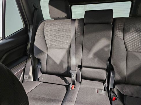 Certified 2025 Toyota 4Runner SR5 AWD/4WD image 12