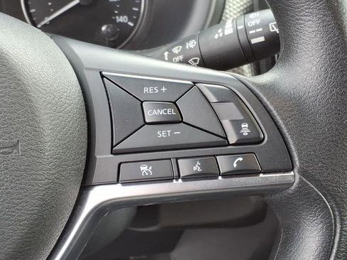 Certified 2023 Nissan Kicks SV FWD image 19