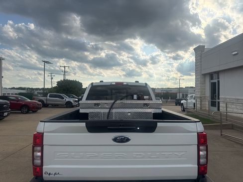Used 2022 Ford F250 Lariat w/ Lariat Ultimate Package AWD/4WD image 5