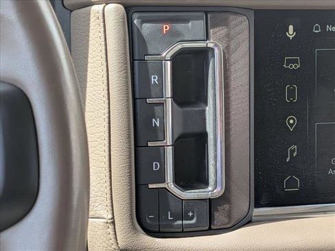 Used 2023 GMC Yukon Denali AWD/4WD image 13