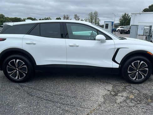 New 2026 Chevrolet Blazer EV LT image 4
