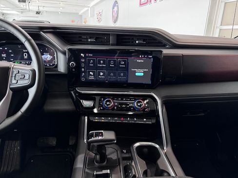 Certified 2024 GMC Sierra 1500 Denali w/ Technology Package image 17