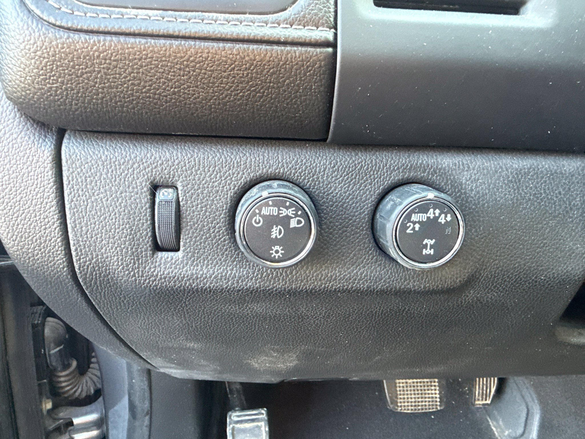 Used 2021 GMC Canyon Elevation w/ Trailering Package AWD/4WD image 22