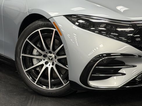 Certified 2022 Mercedes-Benz EQS 450+ Sedan image 4