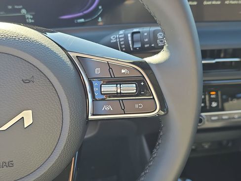 New 2026 Kia Seltos S FWD image 30