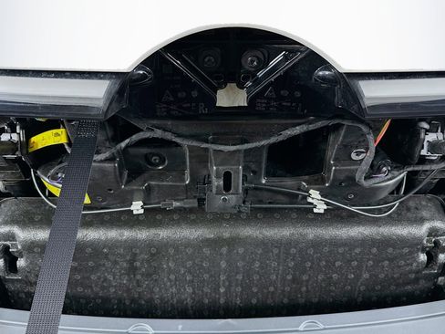 Used 2025 Volkswagen ID. Buzz Pro S Plus image 14