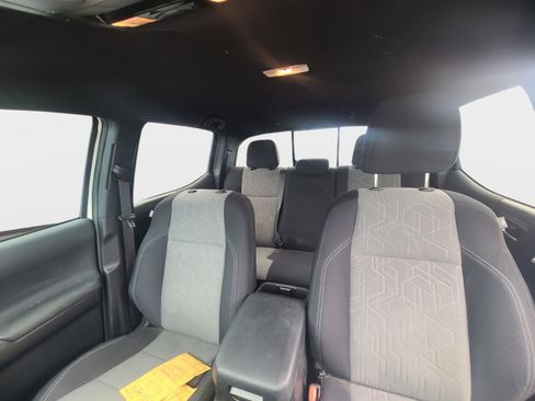 Used 2023 Toyota Tacoma TRD Sport w/ Advanced Technology Package image 10