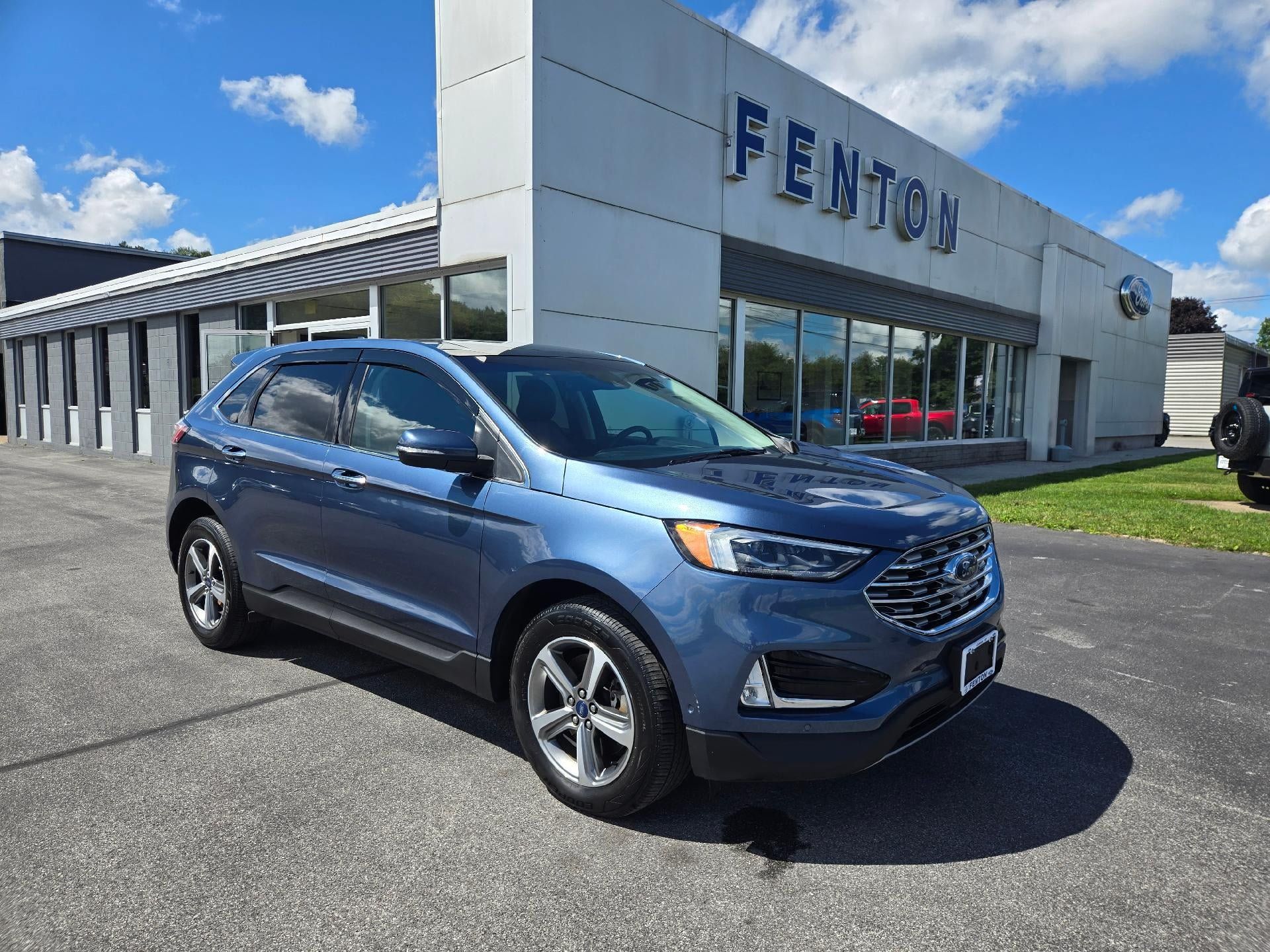 Used 2019 Ford Edge Titanium w/ Equipment Group 301A AWD/4WD image 1