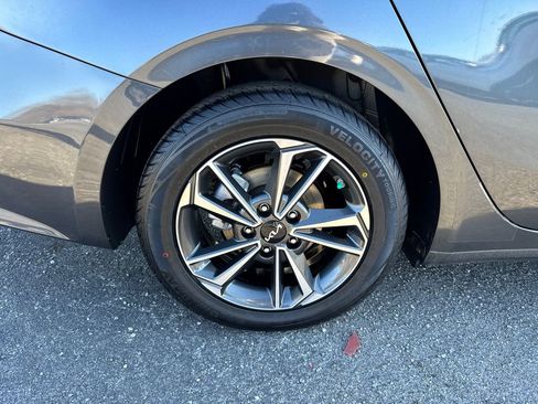 Used 2017 Hyundai Santa Fe Limited image 18