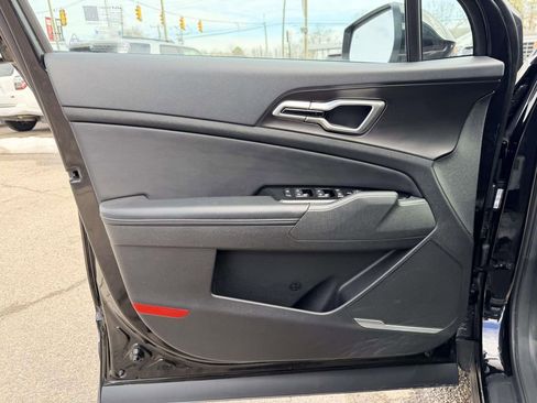 Used 2023 Kia Sportage EX image 26