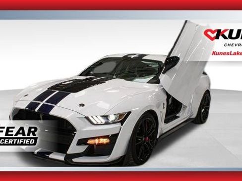Used 2020 Ford Mustang Shelby GT500 w/ Technology Package image 1