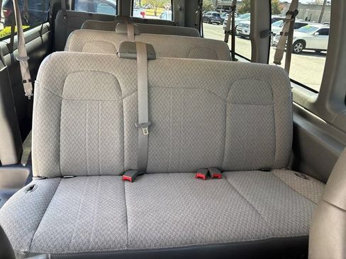 Used 2020 Chevrolet Express 3500 LT w/ LT Preferred Equipment Group RWD image 24