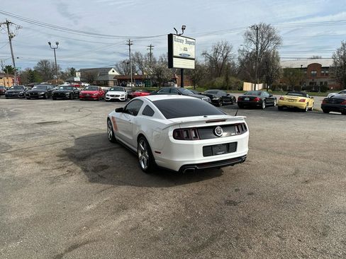 Used 2014 Ford Mustang GT Premium image 6