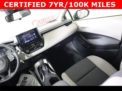 Used 2024 Toyota Corolla LE image 36