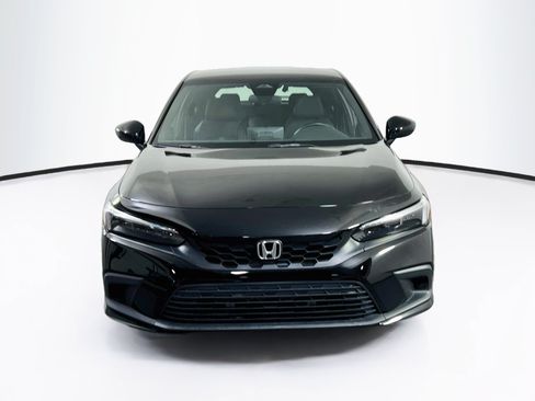 Used 2023 Honda Civic Sport image 2