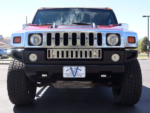 Used 2005 HUMMER H2 SUT w/ Preferred Equipment Group AWD/4WD image 13