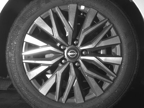 Used 2025 Nissan Altima 2.5 SV image 13