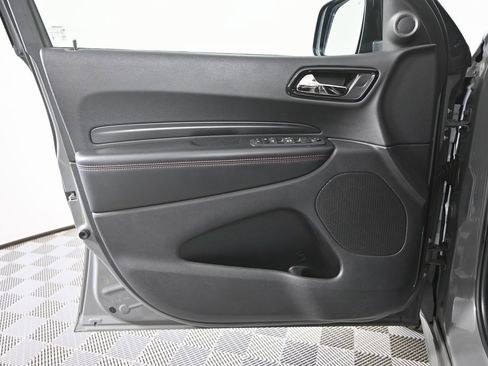 Used 2023 Dodge Durango GT image 19