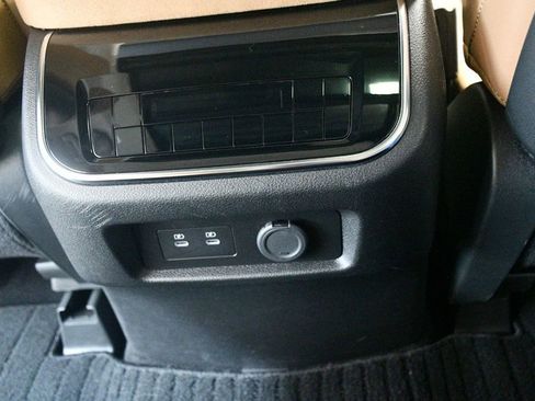 Used 2025 INFINITI QX80 Sensory image 81