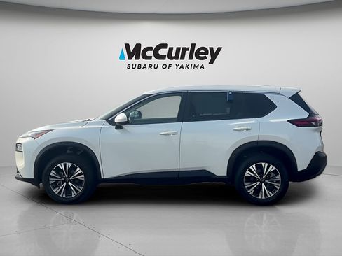 Used 2023 Nissan Rogue SV AWD/4WD image 3