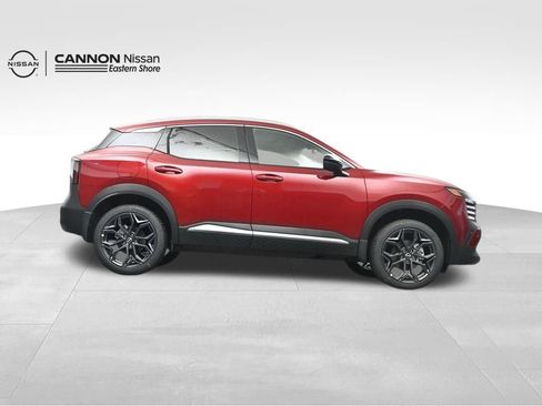 New 2026 Nissan Kicks SR w/ SR Premium Package FWD image 32